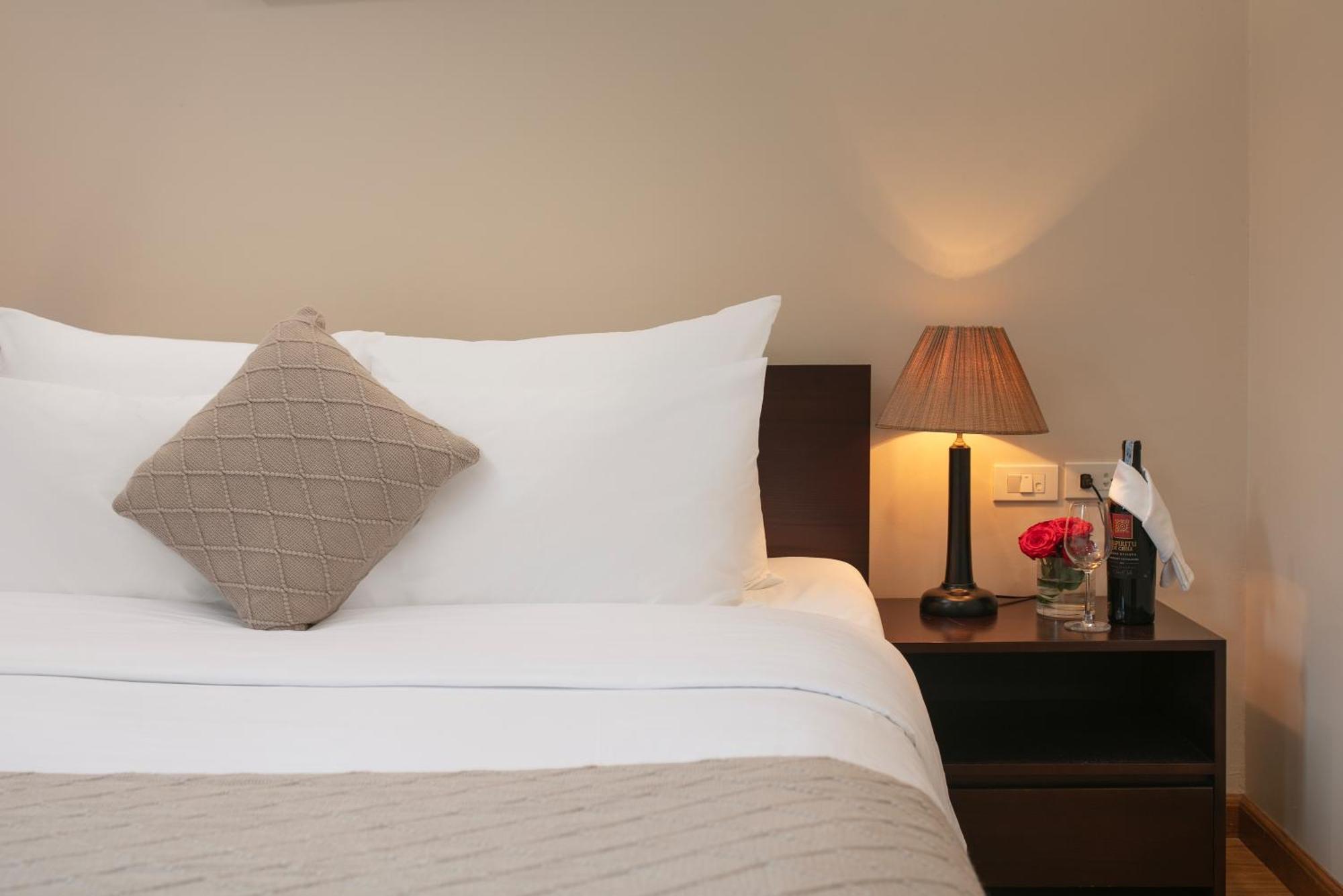 Hb Serviced Apartment - 12 Tran Quy Kien Hanoi Exterior foto